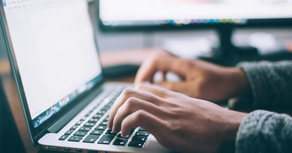 Como escolher o notebook ideal para trabalhar
