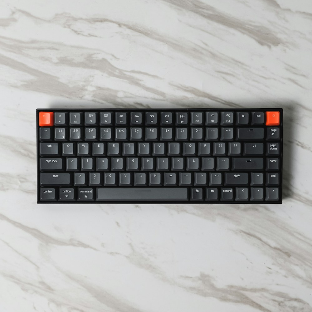 Teclado mecânico RS K1